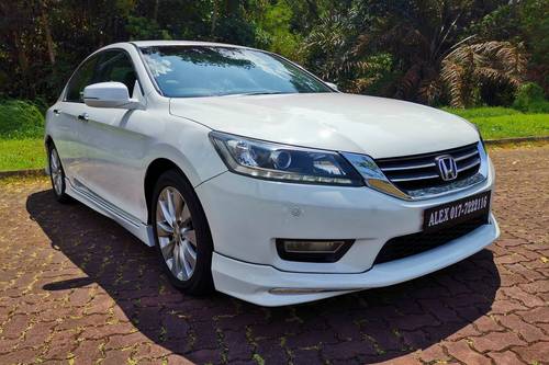 2nd Hand 2013 Honda Accord 2.0L