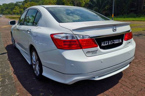 Second hand 2013 Honda Accord 2.0L 