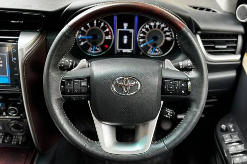 2017 Toyota Fortuner 2.7 SRZ AT 4x4 Terpakai