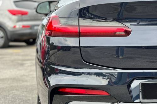 2021 BMW X4 xDrive30i M Sport Pro Terpakai