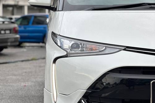 2017 Toyota Estima 2.4 Terpakai