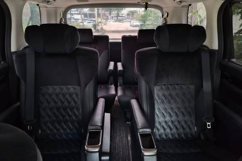 Used 2016 Toyota Vellfire 2.5L