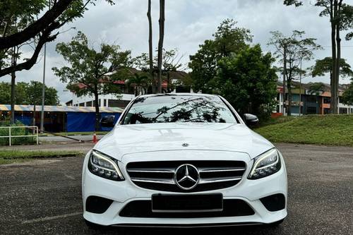 2019 Mercedes Benz C-Class Saloon C200 Avantgarde Line Terpakai