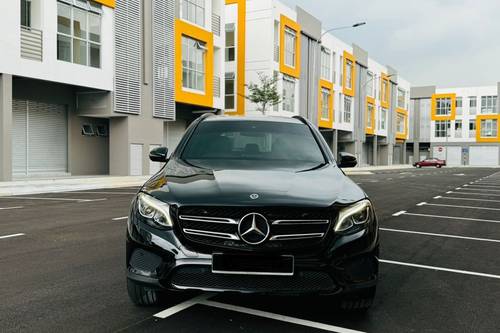 2018 Mercedes Benz GLC-Class 200 AMG Line Terpakai