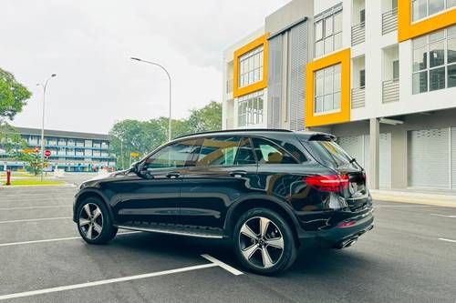 2018 Mercedes Benz GLC-Class 200 AMG Line Terpakai