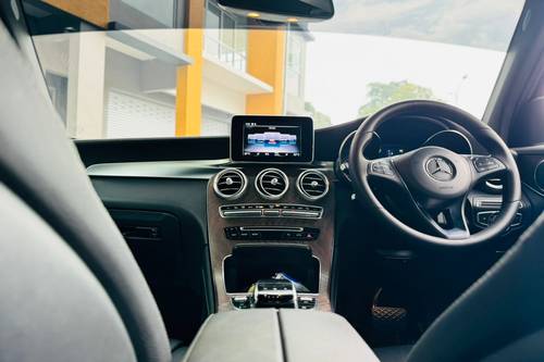 Second hand 2018 Mercedes Benz GLC-Class 200 AMG Line 