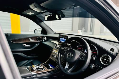 2018 Mercedes Benz GLC-Class 200 AMG Line Terpakai