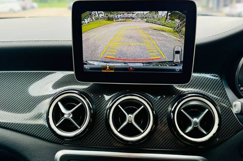 2019 Mercedes Benz GLA-Class 200 Progressive Line Terpakai