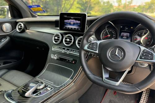 Used 2017 Mercedes Benz GLC-Class 250 4Matic AMG Line