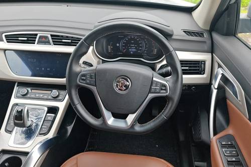 2021 Proton X70 Premium 2WD Terpakai