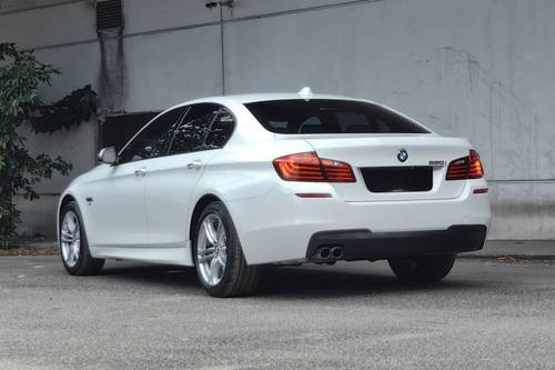 2016 BMW 5 Series Sedan 520i Terpakai