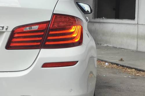 Second hand 2016 BMW 5 Series Sedan 520i 