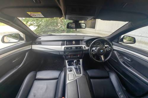 2016 BMW 5 Series Sedan 520i Terpakai