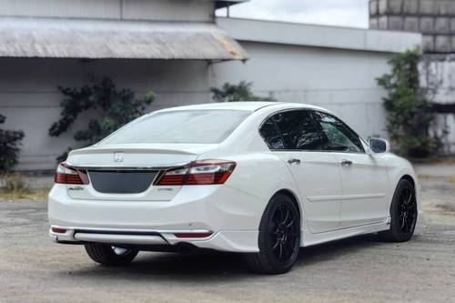 Second hand 2018 Honda Accord 2.0 VTi-L 