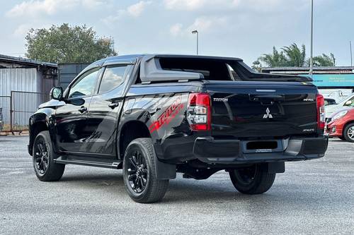 Second hand 2022 Mitsubishi Triton VGT AT 