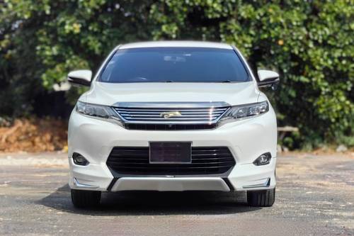 2016 Toyota Harrier 2.0 Luxury Terpakai