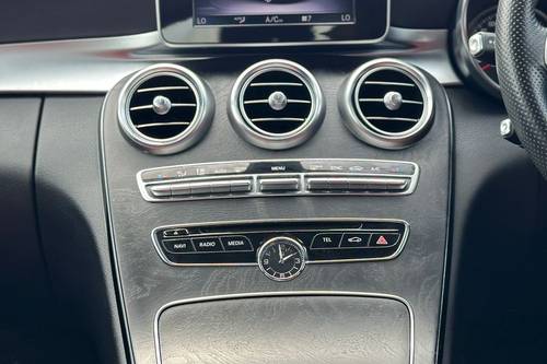 2018 Mercedes Benz C-Class Saloon C 200 AT Terpakai