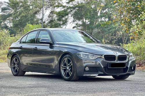 2017 BMW 3 Series Sedan 330e Terpakai