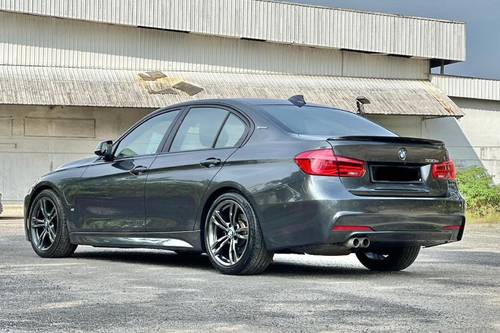 Used 2017 BMW 3 Series Sedan 330e