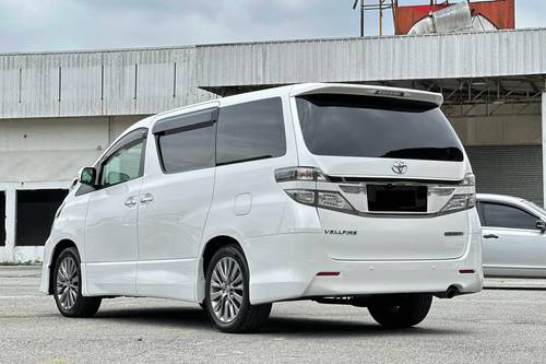 Second hand 2014 Toyota Vellfire 2.4Z 