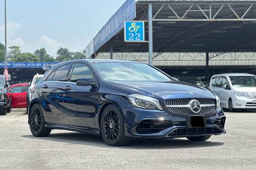 2017 Mercedes Benz A-Class A180 1.6(A) Terpakai