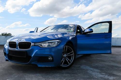 Second hand 2018 BMW 3 Series 2.0L 