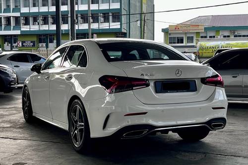 2023 Mercedes Benz A-Class A 250 AMG Line Terpakai