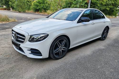 2019 Mercedes Benz E-Class Saloon E 350 AMG Line Terpakai