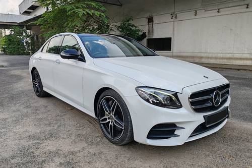 Terpakai 2019 Mercedes Benz E-Class Saloon E 350 AMG Line untuk Dijual