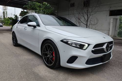 Terpakai 2020 Mercedes Benz A-Class A 250 AMG Line untuk Dijual